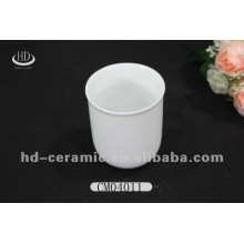 Single wall porcelain mug,